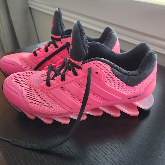 COPY - Adidas Springblade Women's Shoe - Picture 2 of 6